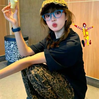 滚滚红尘爱恨如烟